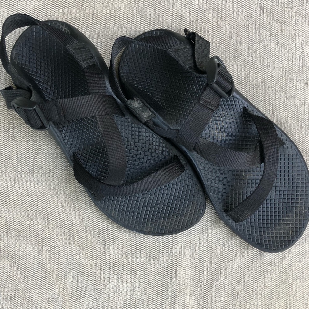 Black Chacos